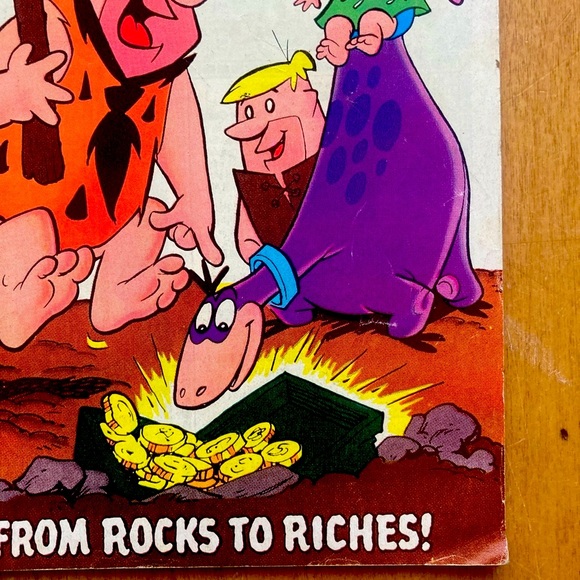Flinstones #1 1977 - Picture 5 of 8